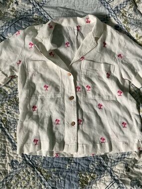 Embroidered Palm Tree Button-Front Shirt - White with Pink Palms